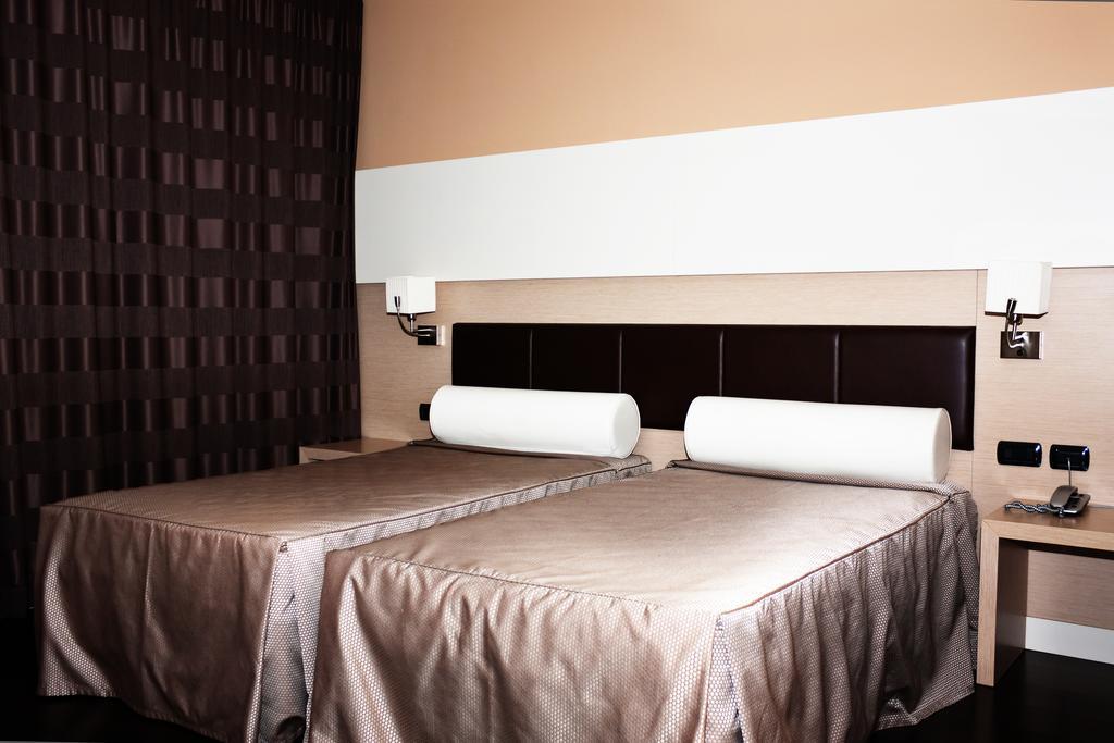 Hotel Ristorante Giada Grumolo delle Abbadesse Екстериор снимка
