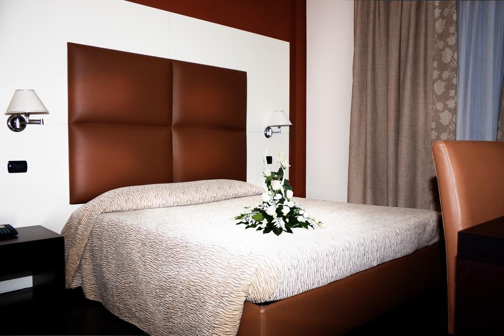 Hotel Ristorante Giada Grumolo delle Abbadesse Екстериор снимка