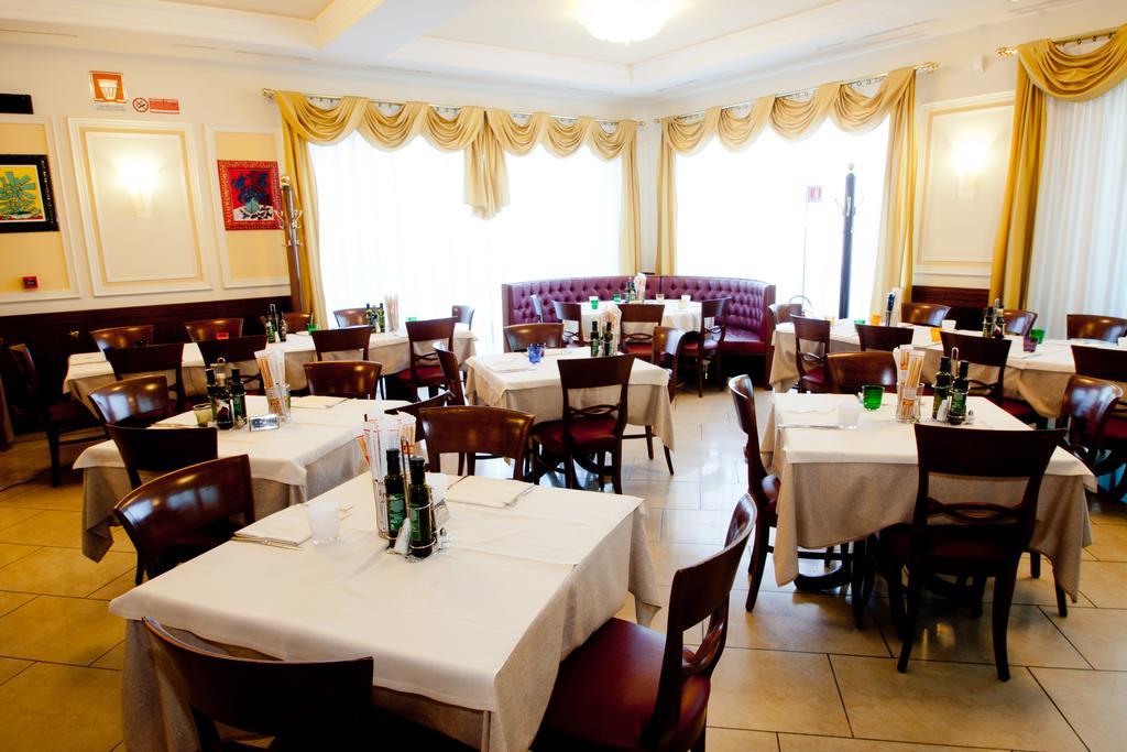 Hotel Ristorante Giada Grumolo delle Abbadesse Екстериор снимка