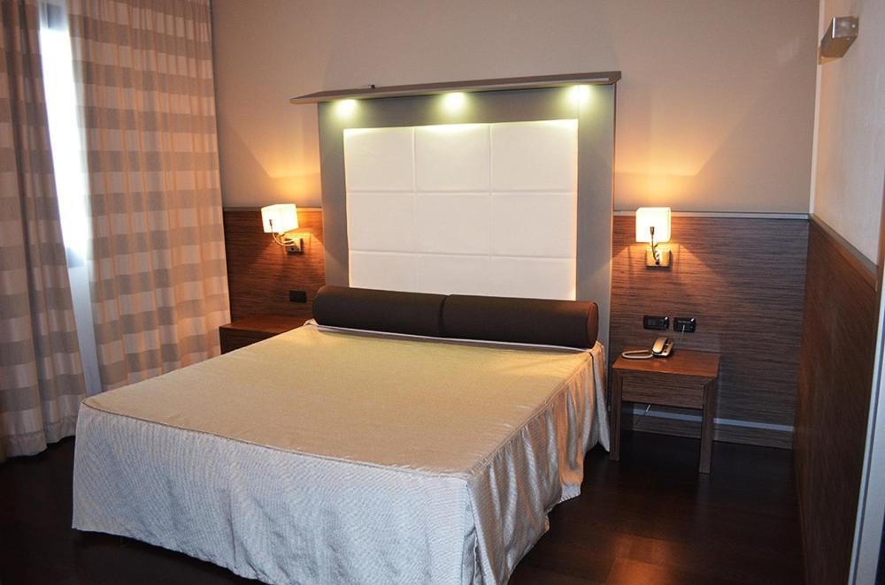 Hotel Ristorante Giada Grumolo delle Abbadesse Екстериор снимка